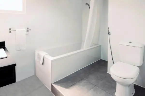 Emirates Plaza Hotel 8